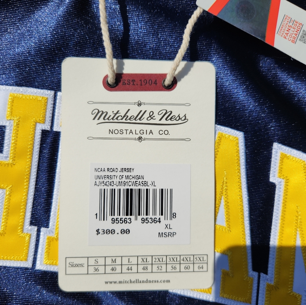 100% Authentic Chris Webber Mitchell & Ness 91 92 Wolverines Jersey Size 48 XL - Picture 10 of 10